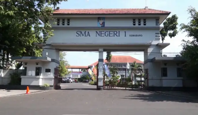 SMA terbaik di Jawa Tengah