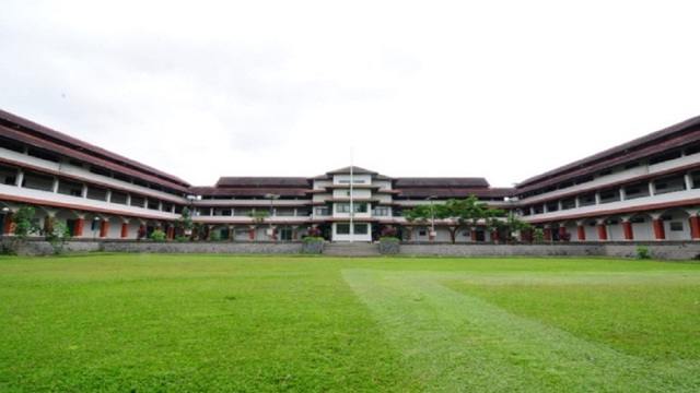 SMA Berasrama vs Non-Asrama