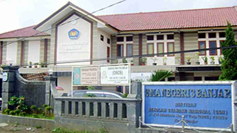 SMA Terpopuler di Banjar